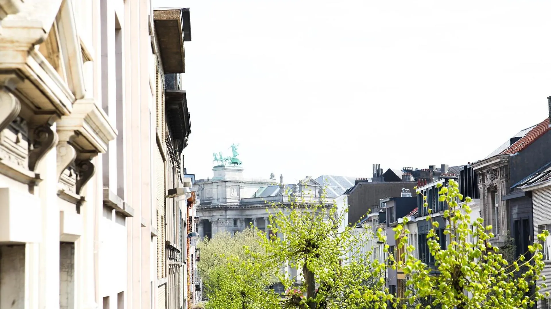 Bed & Breakfast Because The Night City Lodge Antwerp
